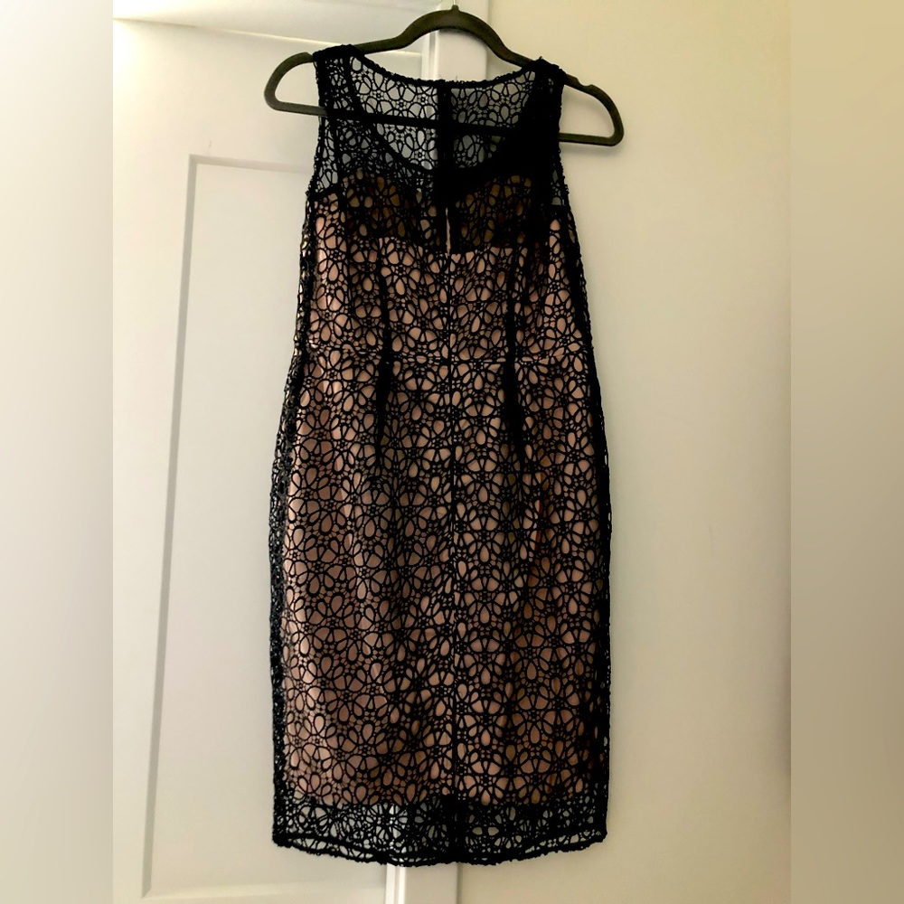 LAST CHANCE - NWT Ann Taylor LBD with nude slip sheath dress SZ: 6P